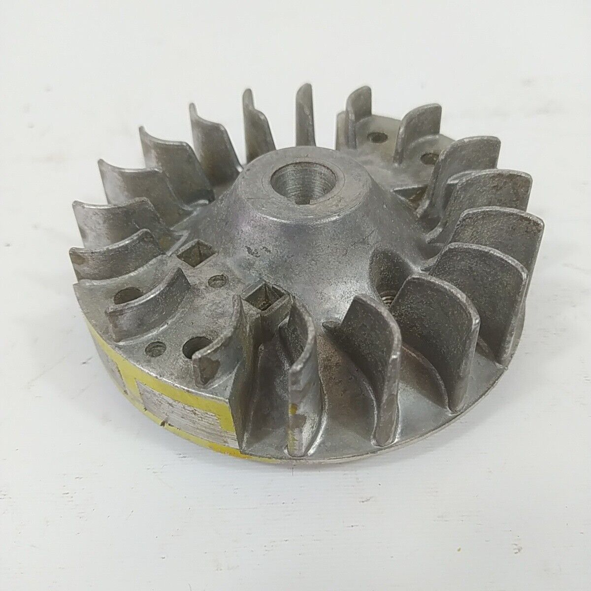 Ricambio VOLANO MAGNETICO DI AVVIAMENTO per decespugliatore TANAKA 501 ik usato