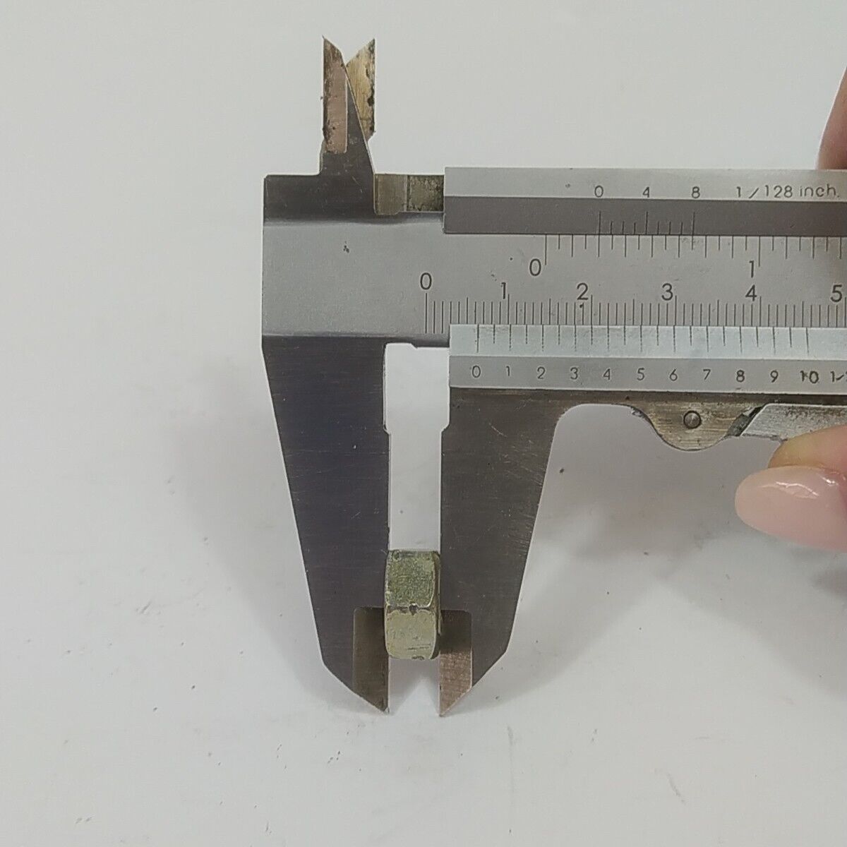 Ricambio DADO ALBERO MOTORE LATO CRICCHETTO usato per decespugliatore Efco 8425