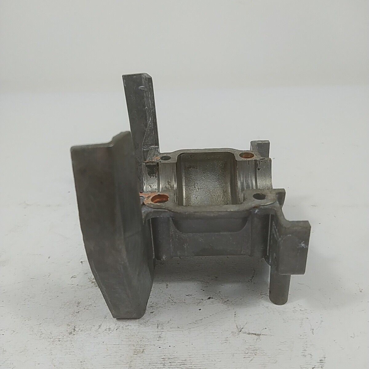 Ricambio per decespugliatore KING 40 CS  CARTER BASAMENTO CILINDRO MOTORE usato