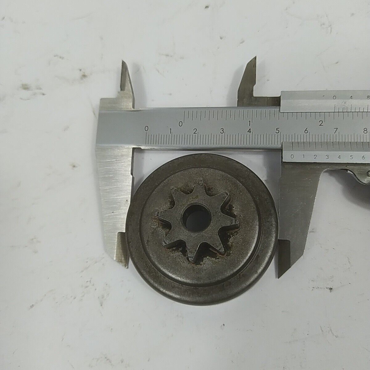 Ricambi per MOTOSEGA ZENOAH G 2000 t TAMBURO CAMPANA FRIZIONE TRASMISSIONE usati