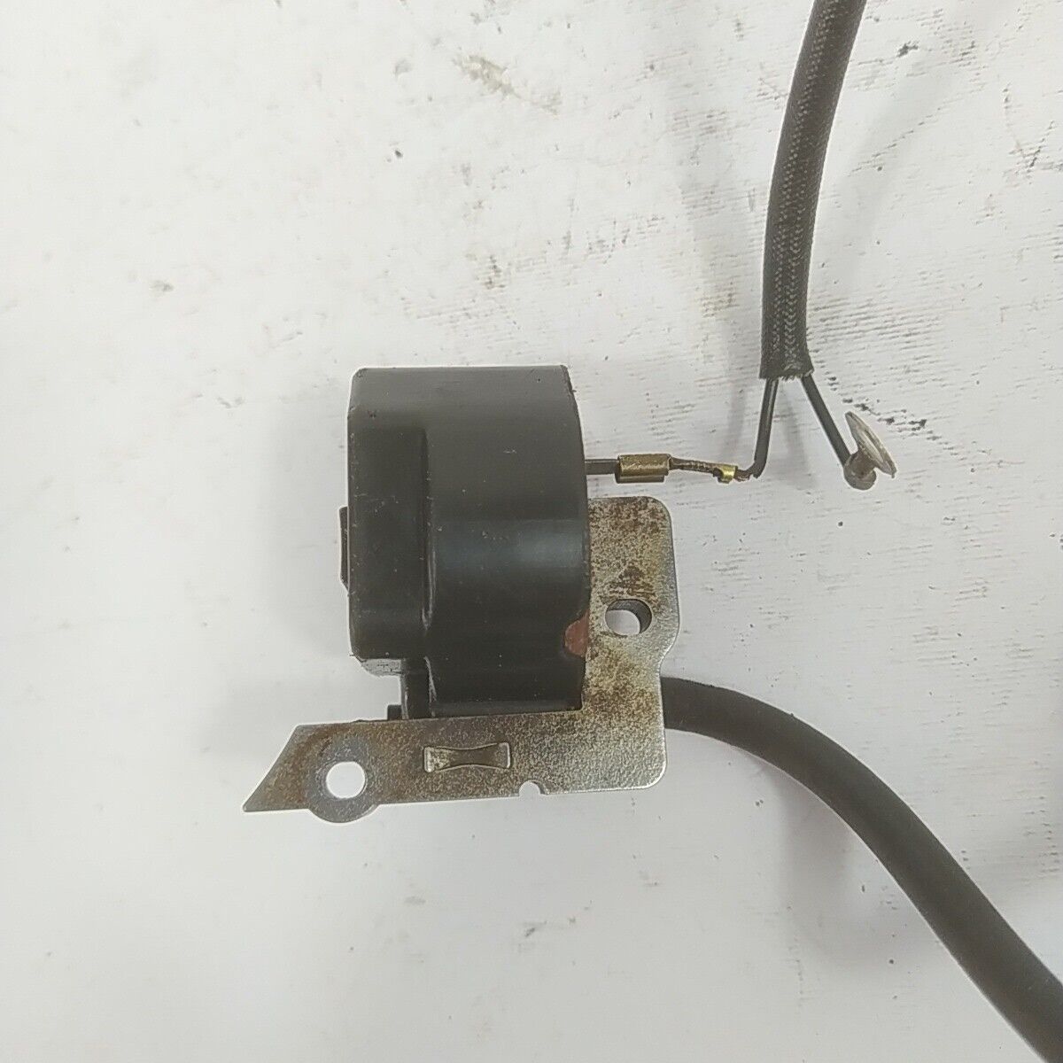 Ricambio per decespugliatore KING 40 CS BOBINA DI ACCENSIONE 13700 00 C usato