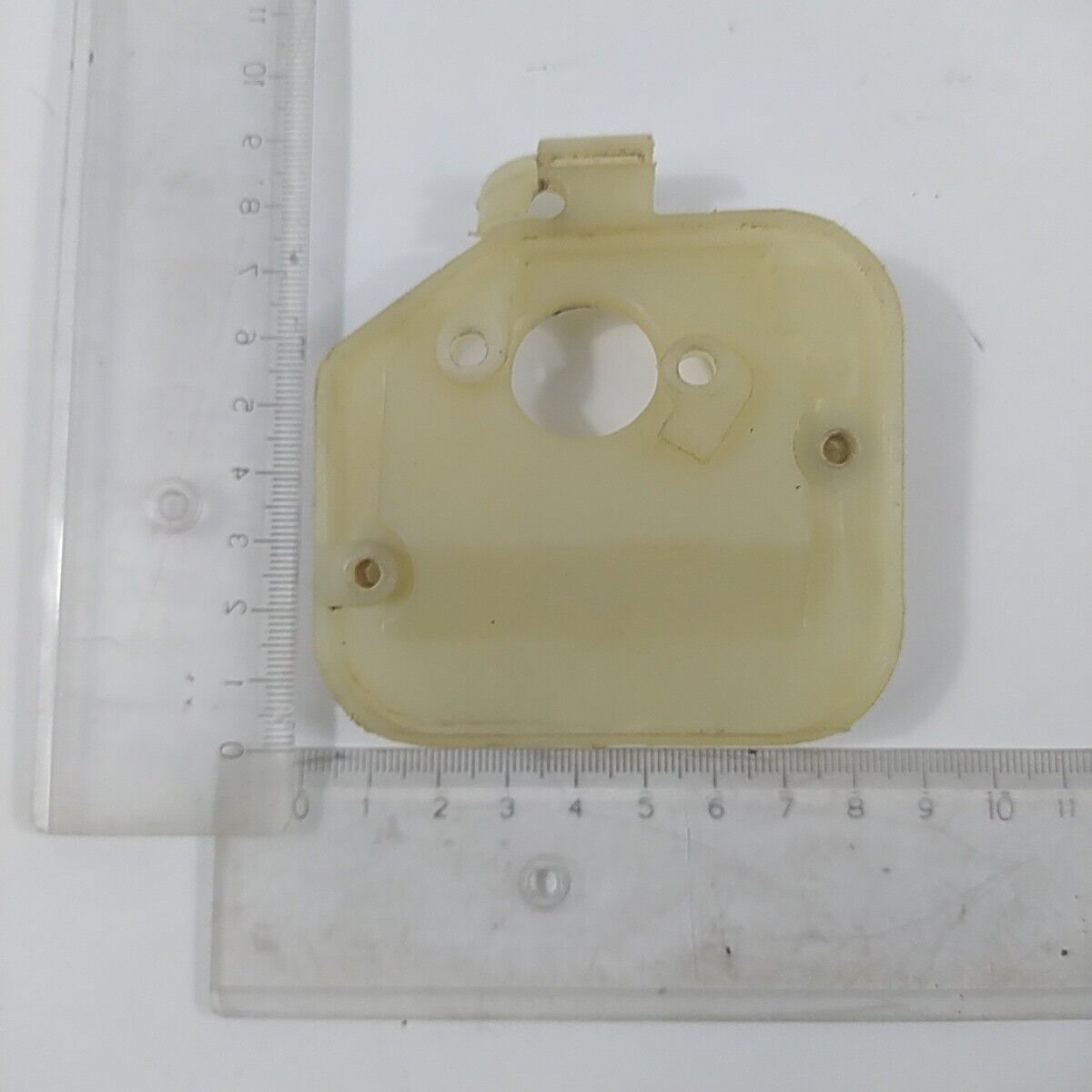 Ricambio KIT FLANGIA RACCORDO CARBURATORE PER MOTOSEGA POULAN usato