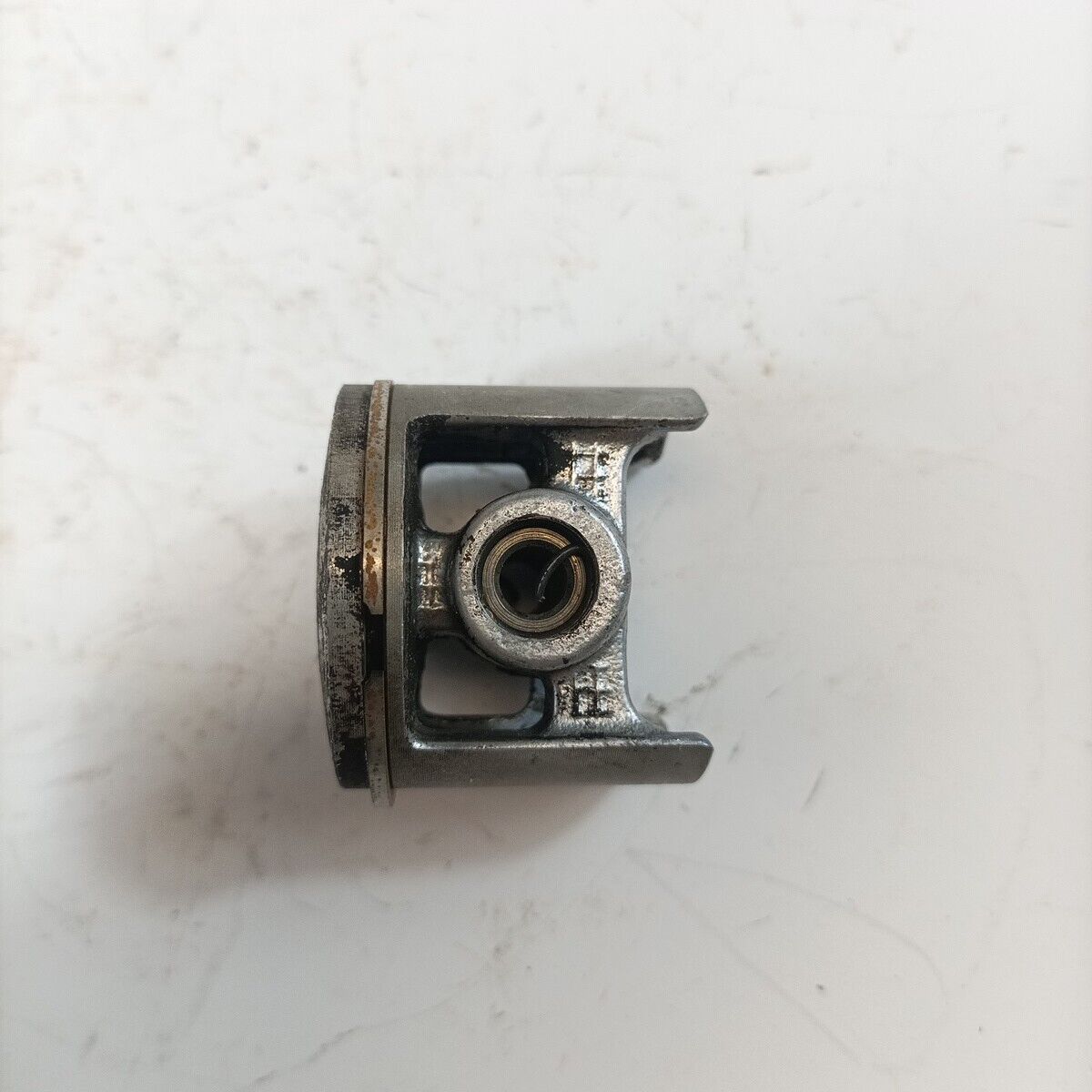 CILINDRO E PISTONE PER MOTOSEGA ALPINA CASTOR P34 TR350 PR350 d 38 ricambi usati