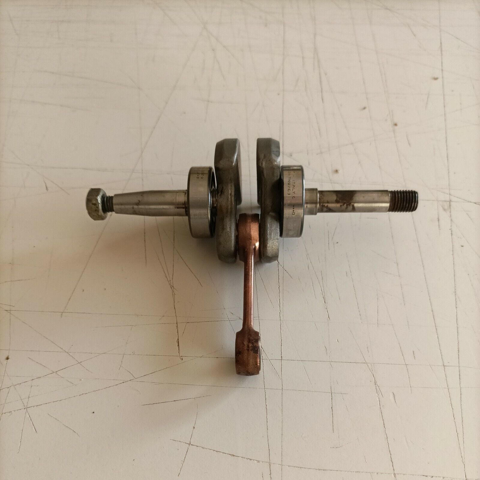 ricambio usato ALBERO MOTORE ORIGINALE PER MOTOSEGA CASTOR ALPINA  45