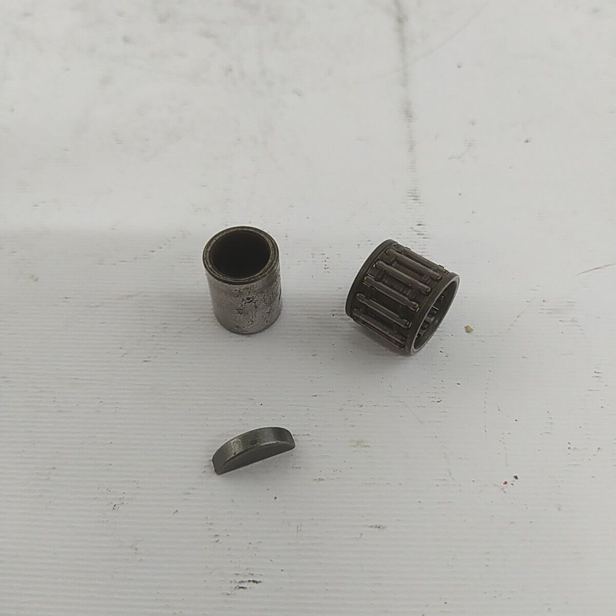 Ricambi per MOTOSEGA BLITZ 501 OLEOMAC 251 usati BOCCOLA CAMPANA FERMO FRIZIONE