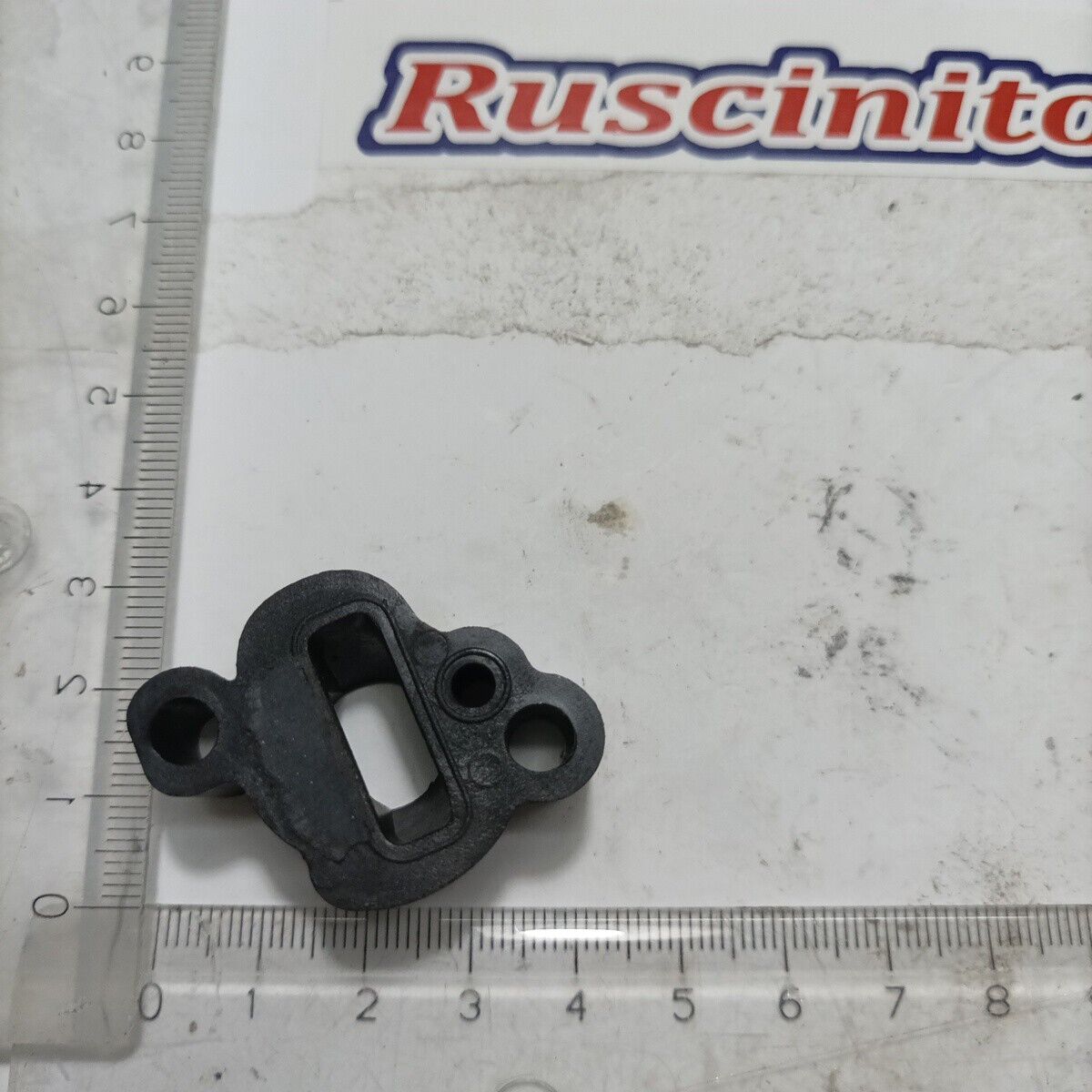 RACCORDO COLLETTORE CARBURATORE Usato per decespugliatore ZENOAH