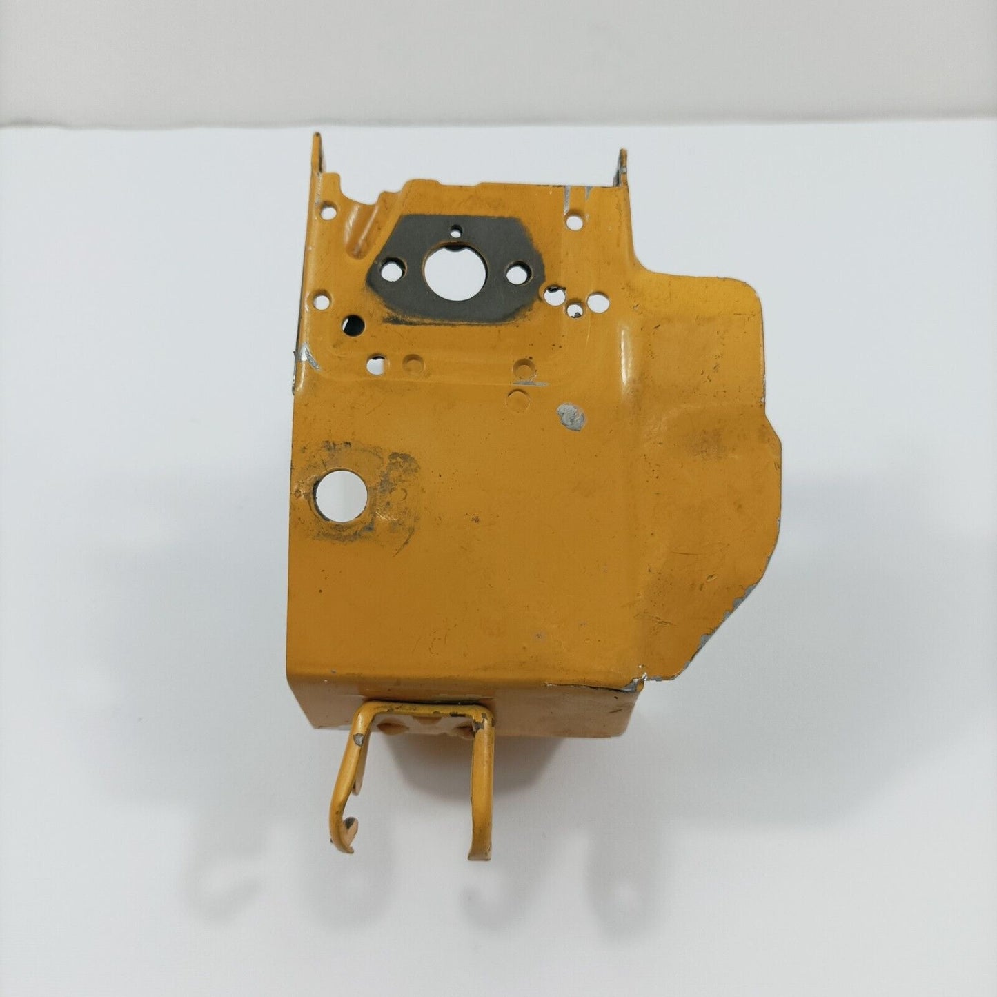 Ricambio TELAIO COPERCHIO COPRI MOTORE CILINDRO per motosega ALPINA A 40 usato