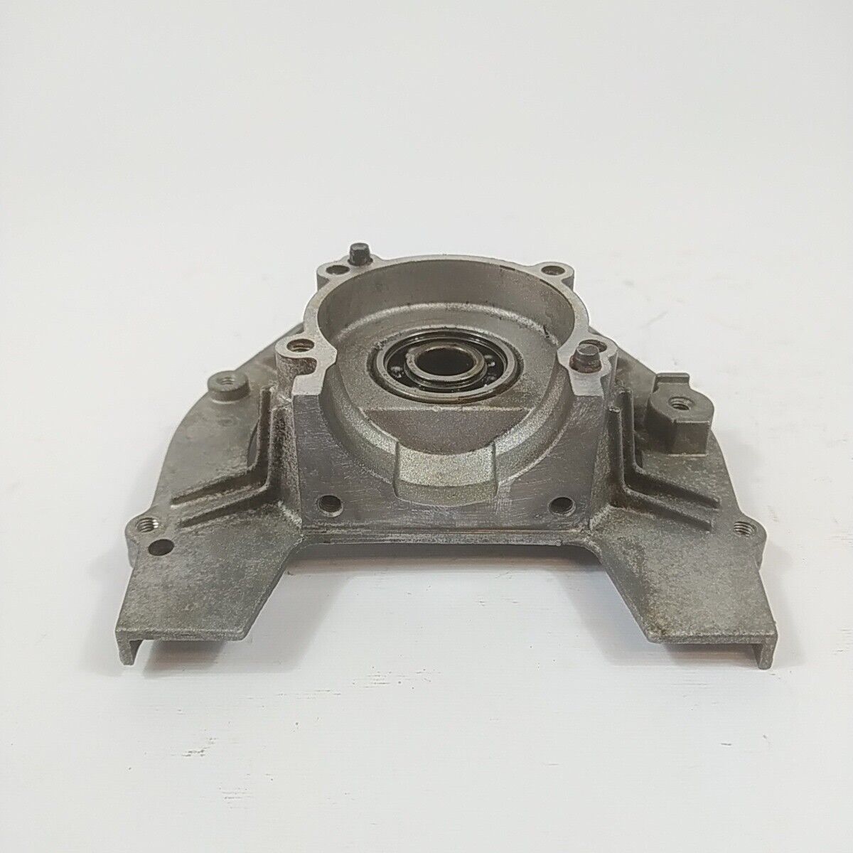 Ricambio CARTER BASAMENTO CILINDRO usato per decespugliatore OLEO MAC DYNAMAC