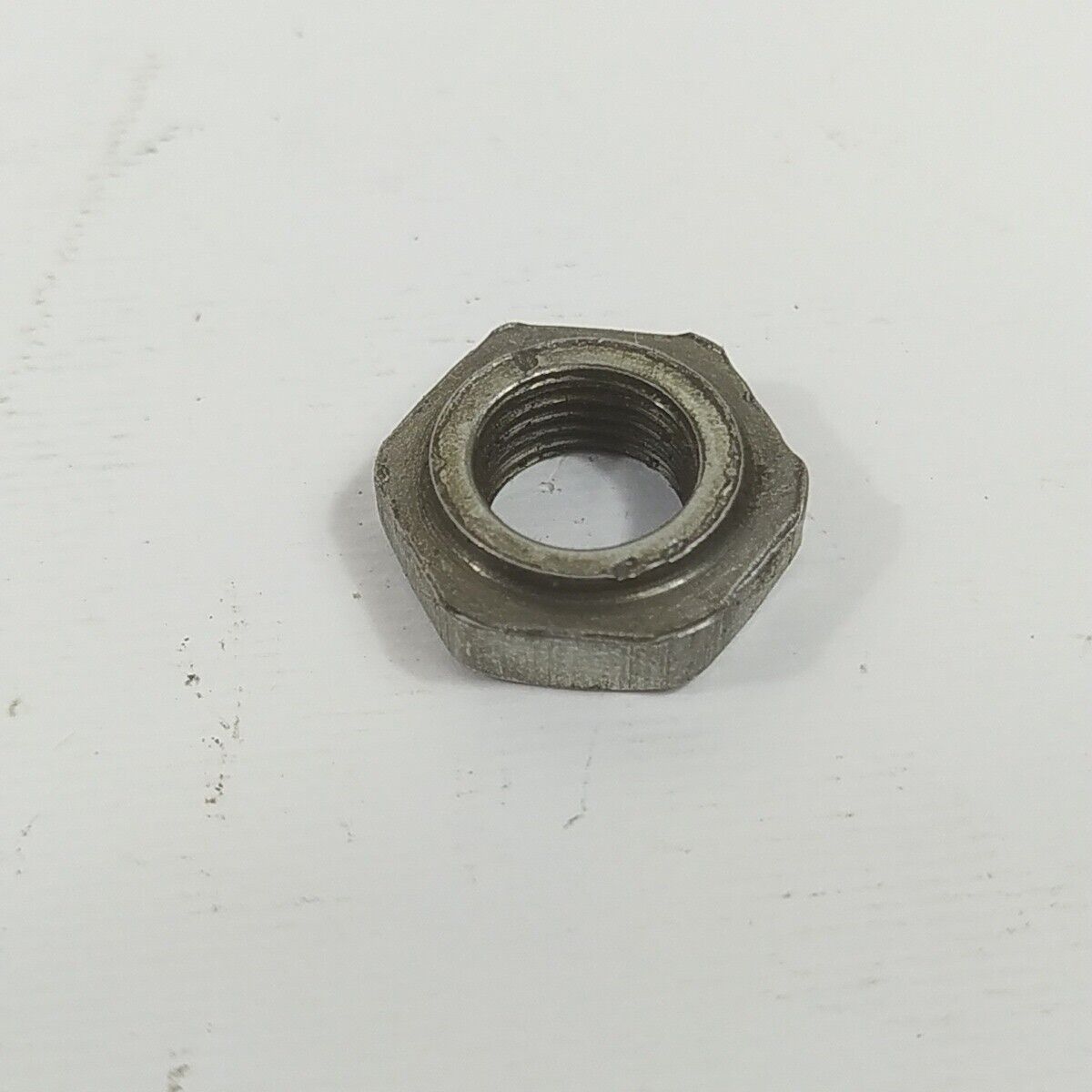 Ricambi usati per decespugliatore MCCULLOCH BP 38 AV DADO LATO TRASMISSIONE