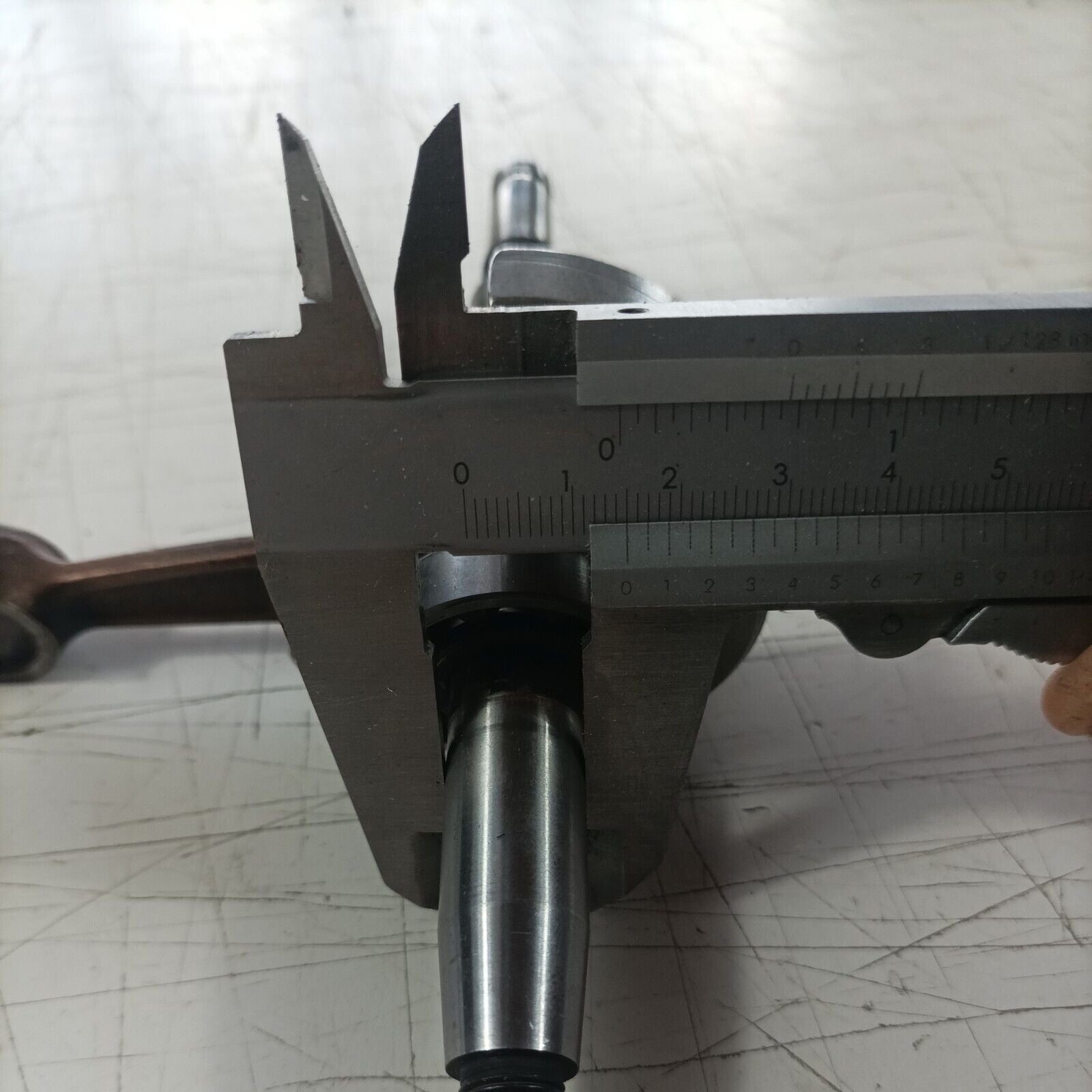 MOTOSEGA OLEOMAC OM 251 ALBERO MOTORE CON DOPPIO FILETTO ricambi usati