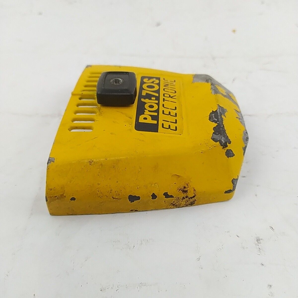 MOTOSEGA ALPINA A 70 0-70 ricambio COPERCHIO FILTRO ARIA e CARBURATORE usato