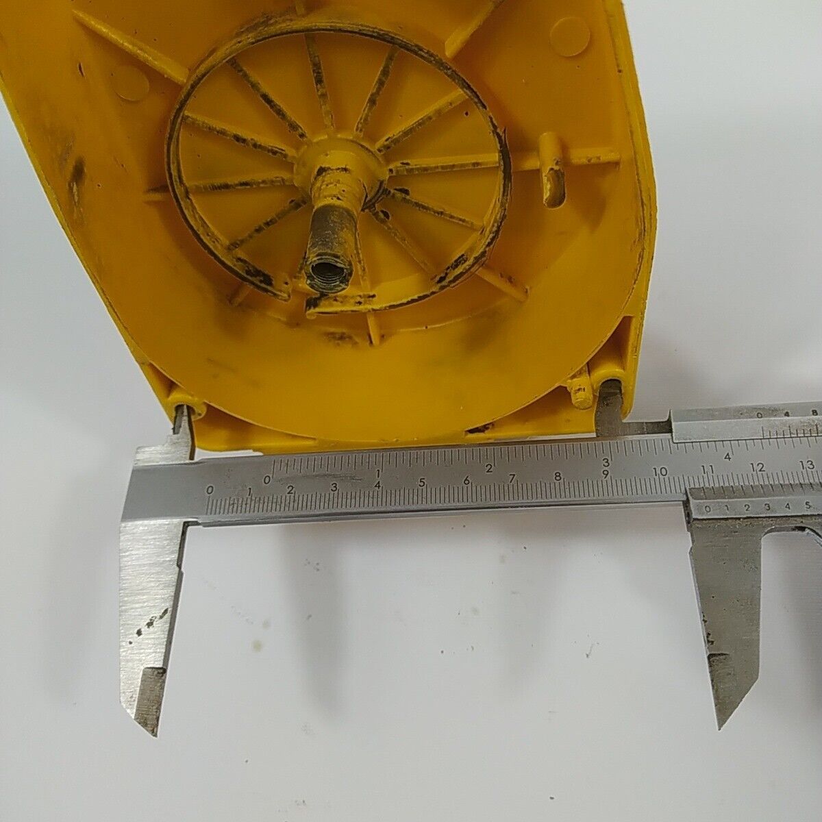 Ricambi usati per decespugliatore MCCULLOCH BP 38 AV COPERCHIO DI AVVIAMENTO 