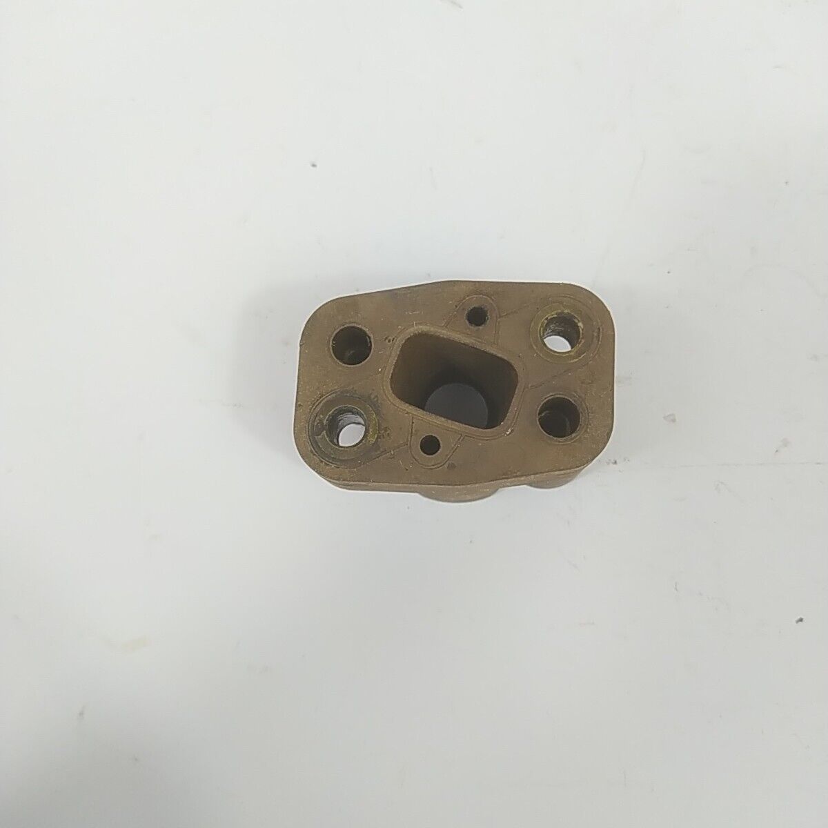 Ricambio per decespugliatore EFCO 8250 FLANGIA COLLETTORE CARBURATORE usato