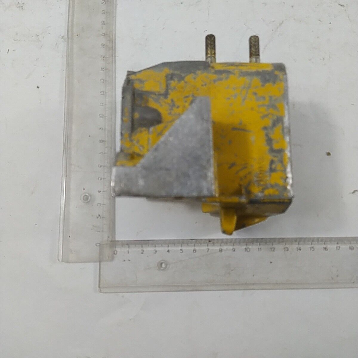 Ricambi BASAMENTO CILINDRO E SERBATOIO PER MOTOSEGA MCCULLOCH PRO MAC 555 usati