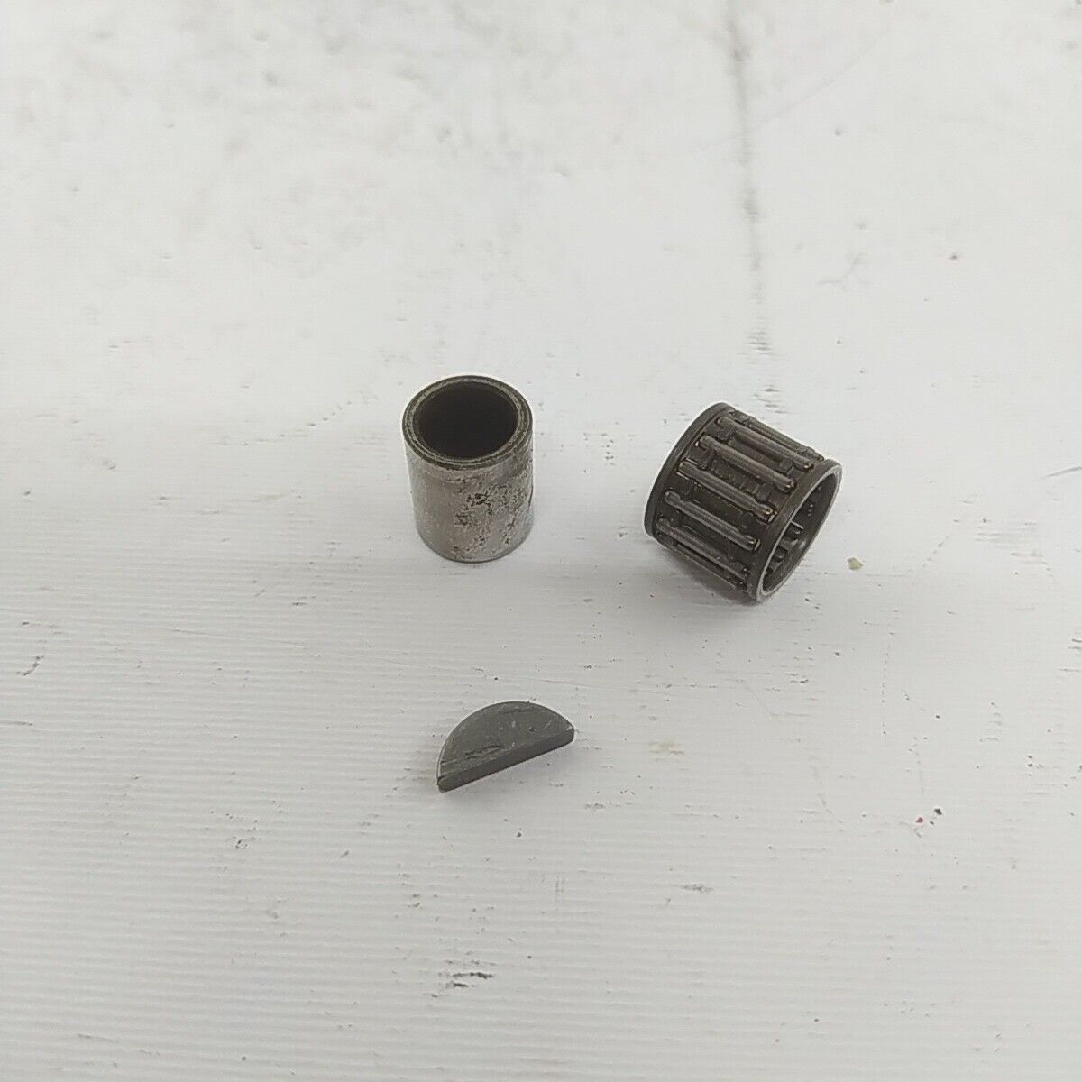 Ricambi per MOTOSEGA BLITZ 501 OLEOMAC 251 usati BOCCOLA CAMPANA FERMO FRIZIONE