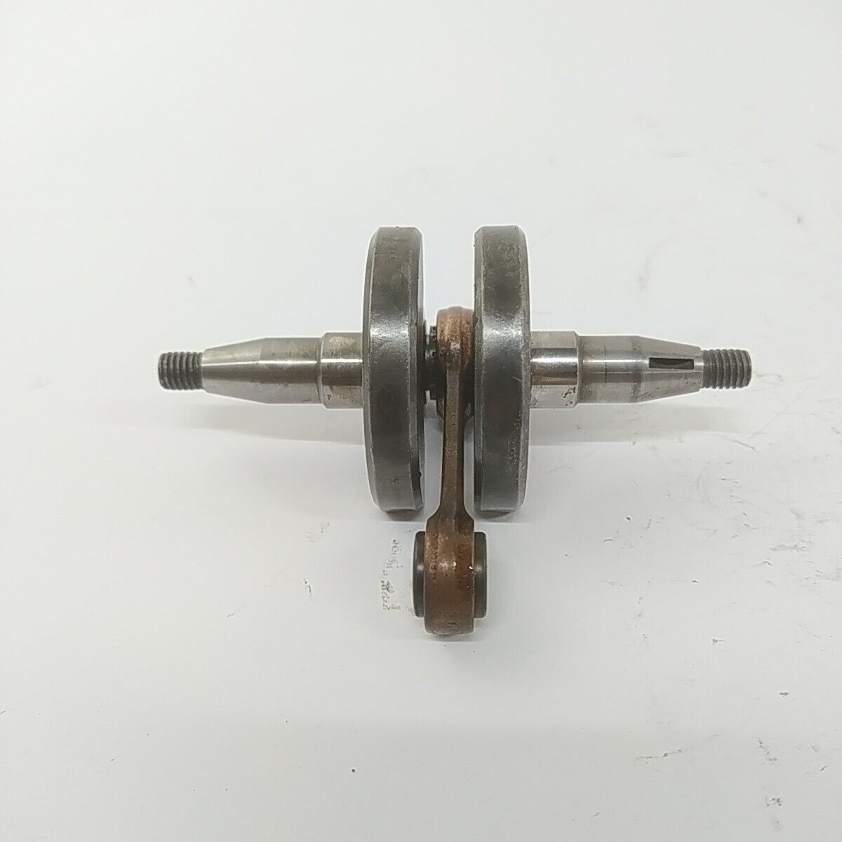 Ricambio usato ALBERO MOTORE originale decespugliatore Mcculloch ELITE 4000 3500