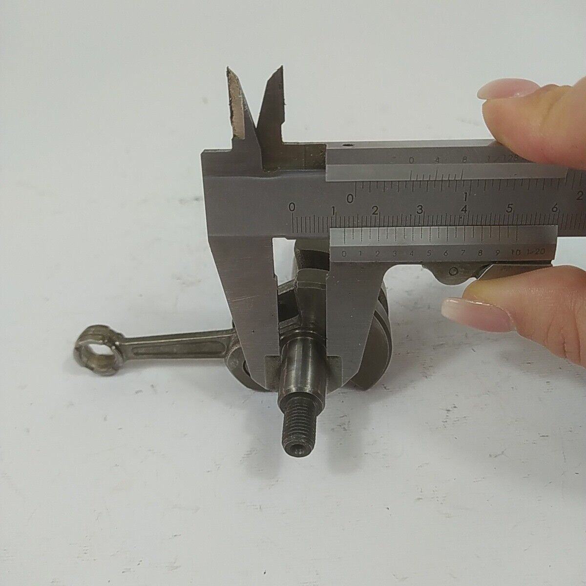 Ricambio per decespugliatore EFCO 8250 ALBERO MOTORE ORIGINALE usato