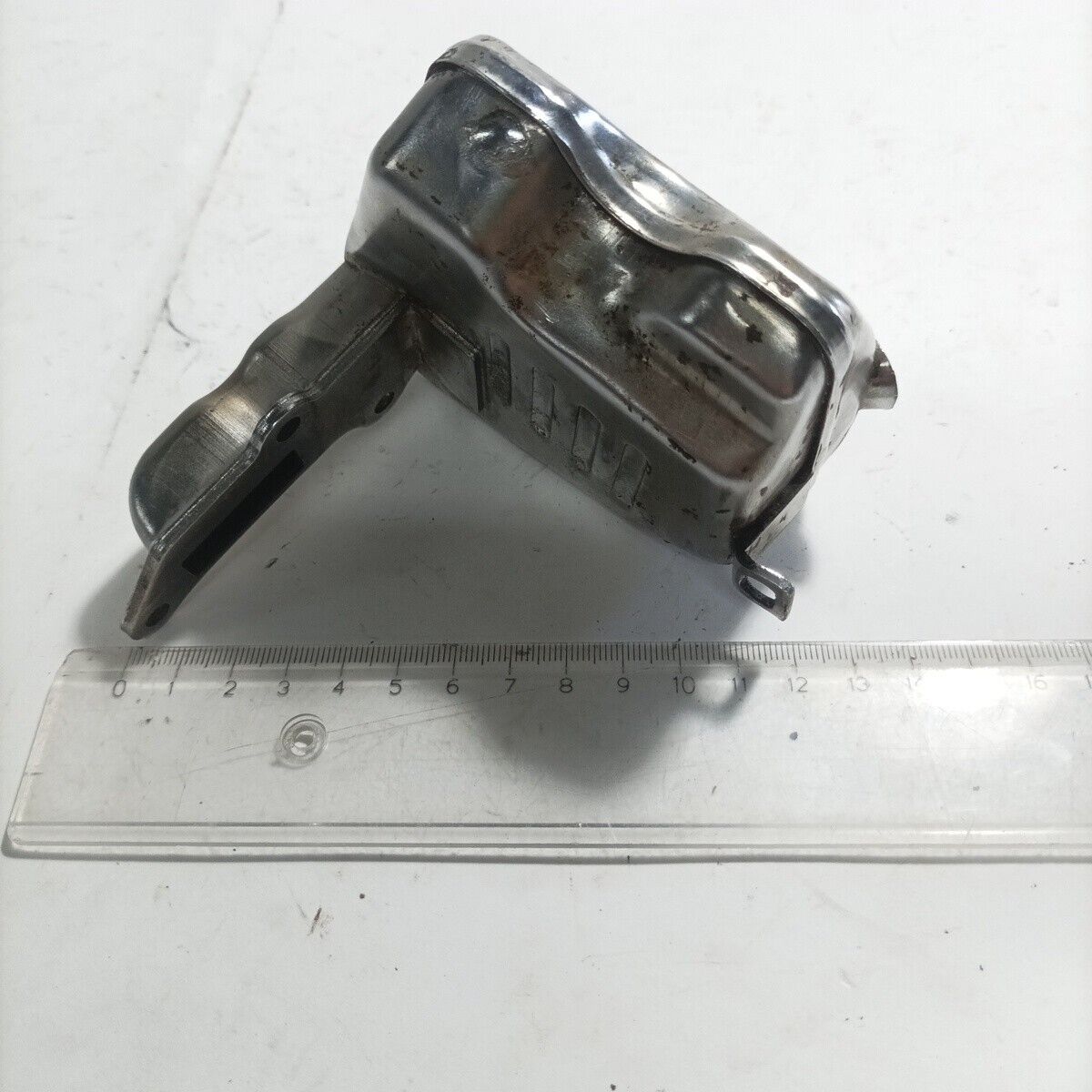 ricambio MARMITTA SILENZIATORE DI SCARICO usato per motosega ALPINA Castor 45