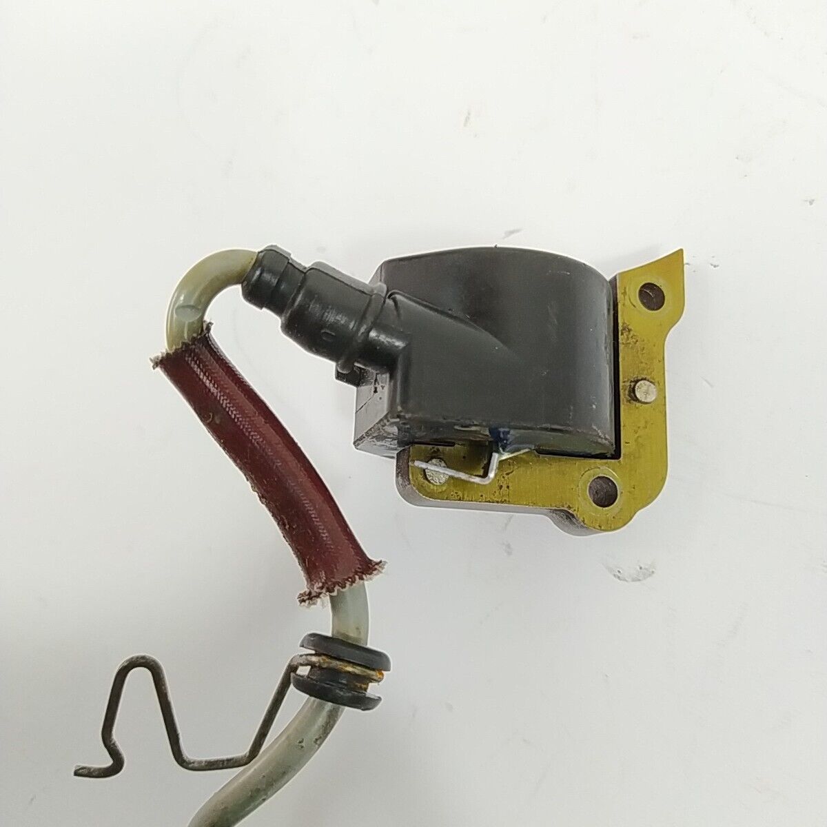 Ricambi usati BOBINA DI ACCENSIONE DUCATI 2204222 638 per motosega DOLMAR 116 si