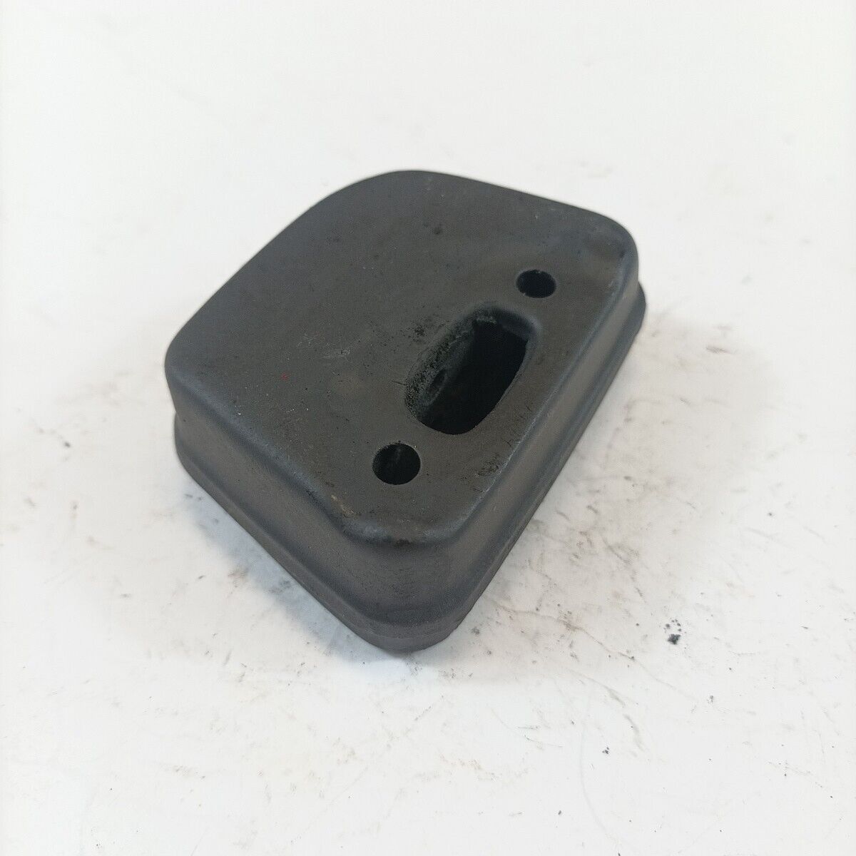 marmitta SCARICO SILENZIATORE MOTOSEGA OLEOMAC 931 932 EFCO 131 ricambi usati