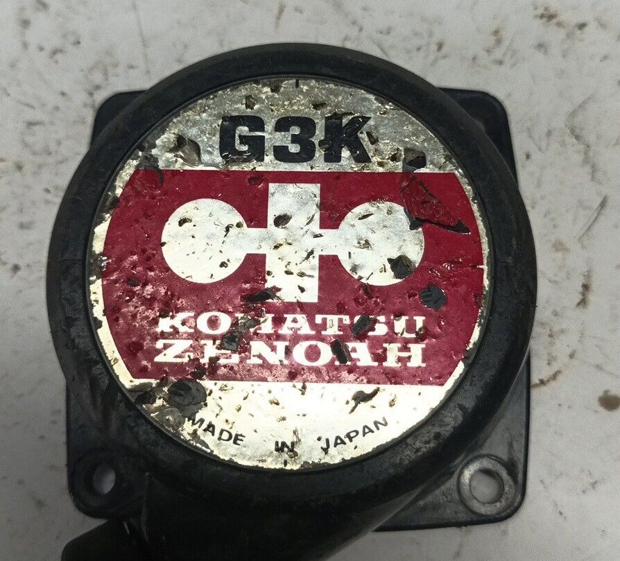 Ricambio DADO bullone ALBERO MOTORE usato per decespugliatore Komatsu ZENOAH G3K