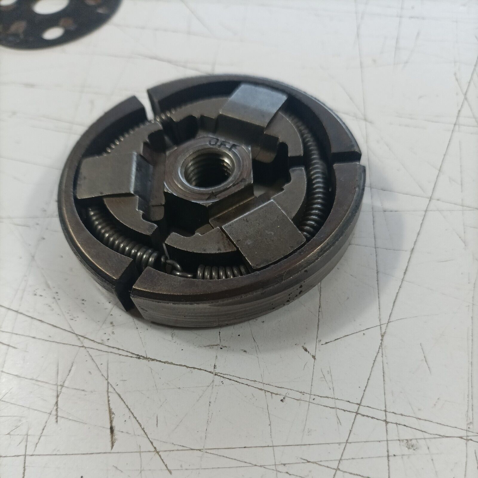 MOTOSEGA OLEOMAC OM 251 FRIZIONE E CAMPANA tamburo COMPLETA ricambi usati