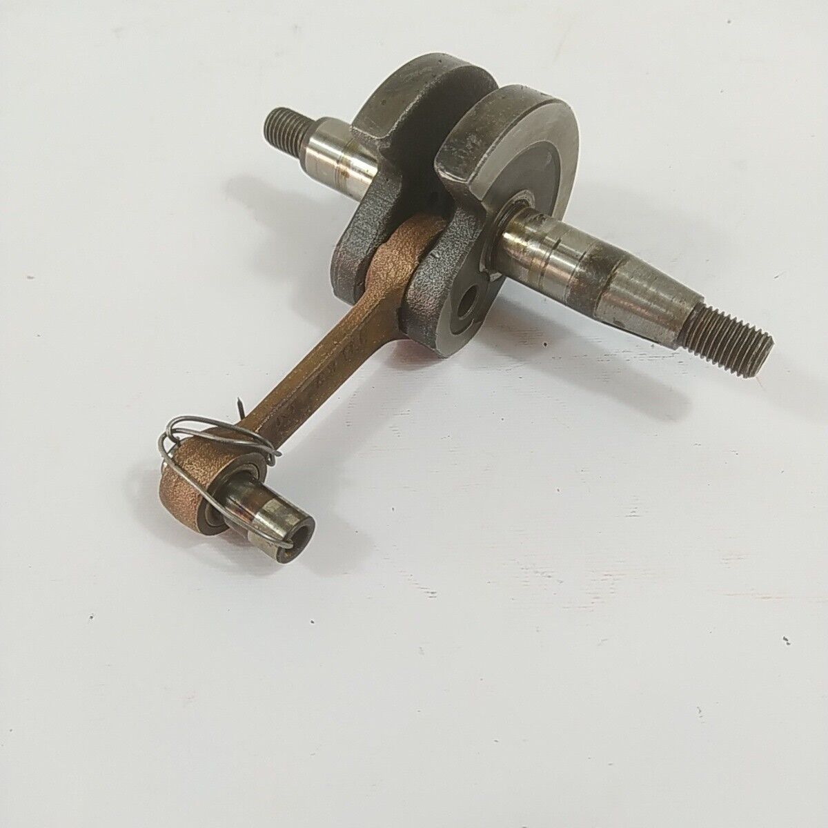 Ricambio ALBERO MOTORE ORIGINALE per decespugliatore TANAKA 501 ik usato