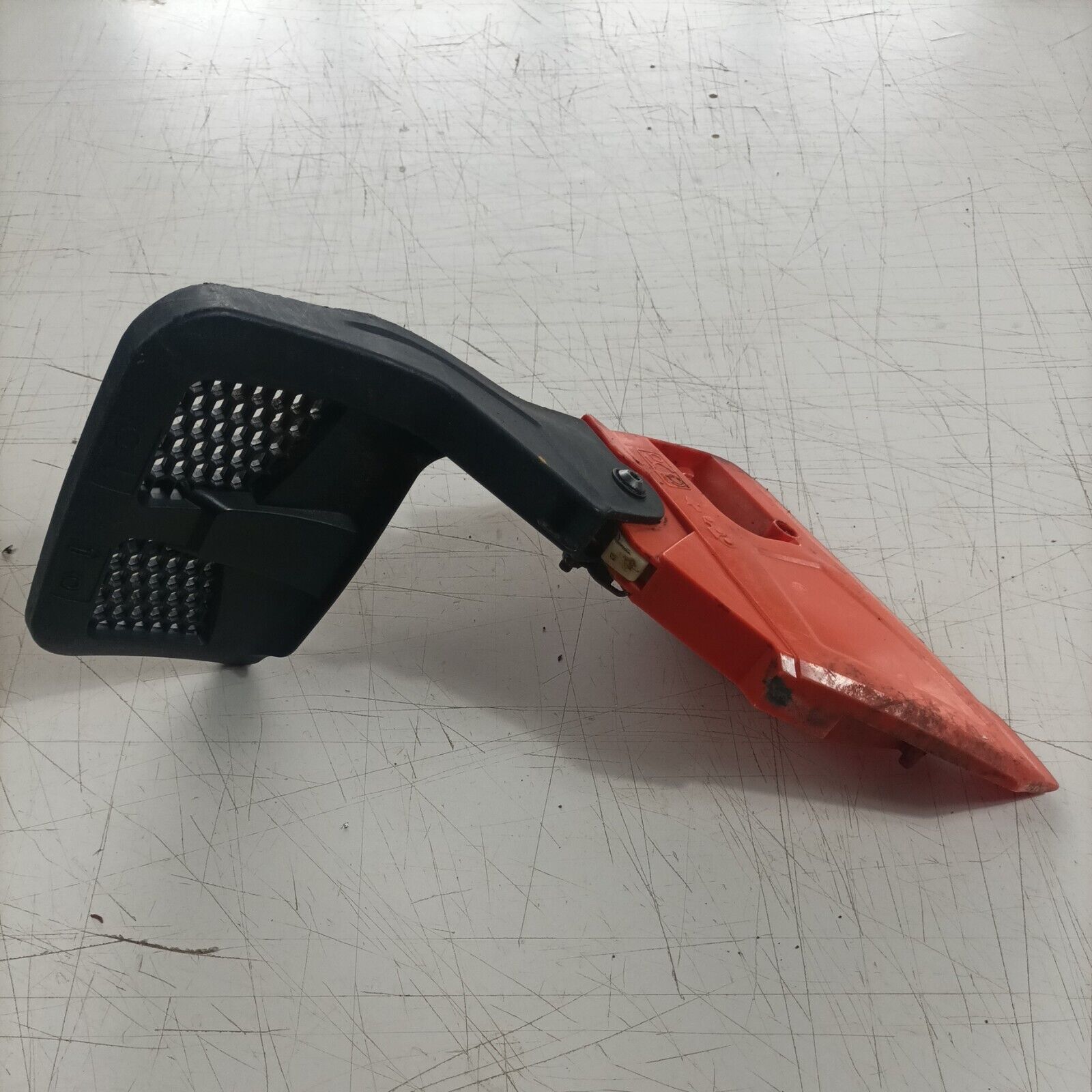 COPERCHIO FRIZIONE blocco catena PER MOTOSEGA AMA NBG 50.20 ricambi usati