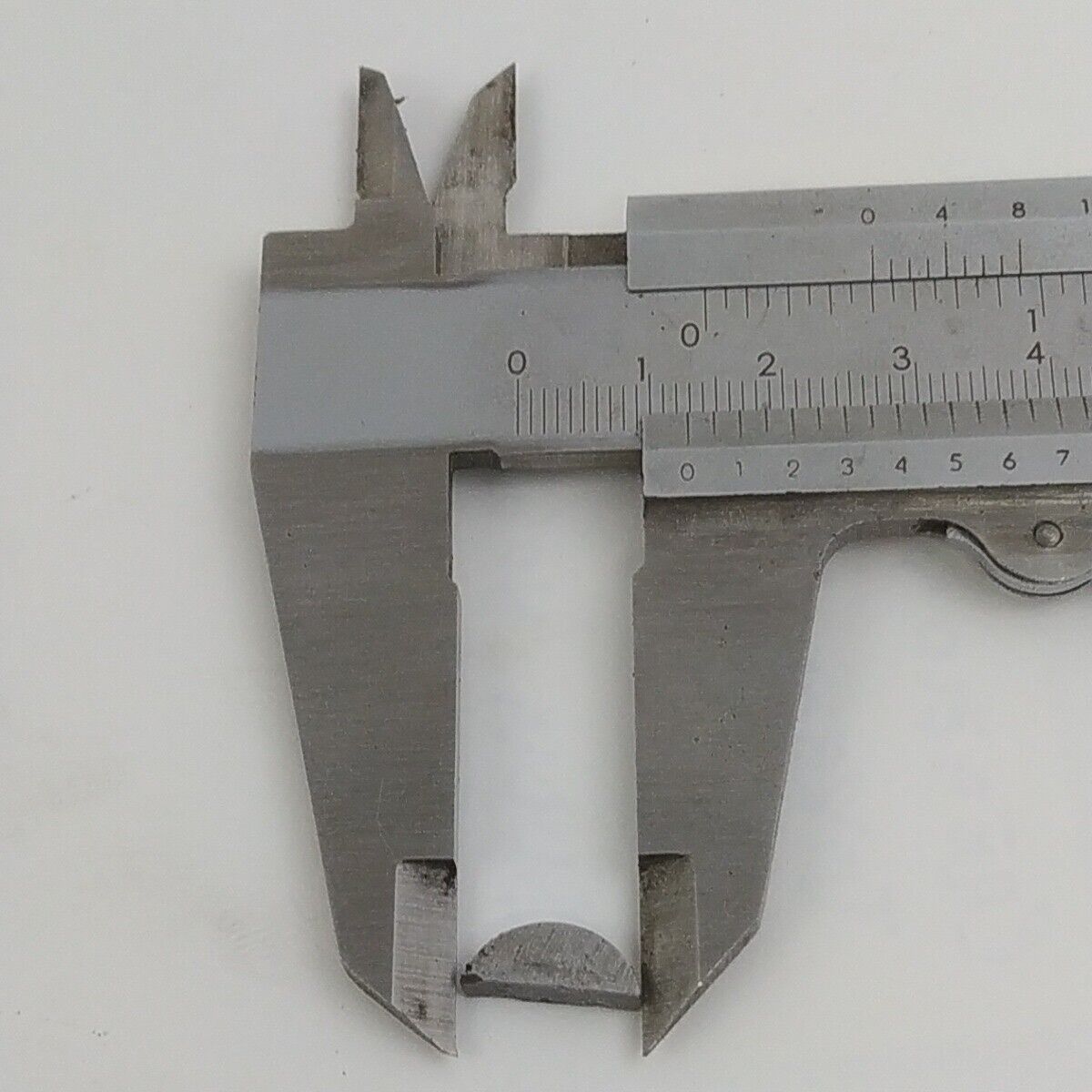 Ricambio Per motosega OLEO MAC 251 CHIAVETTA FERMO mezza luna VOLANO usati