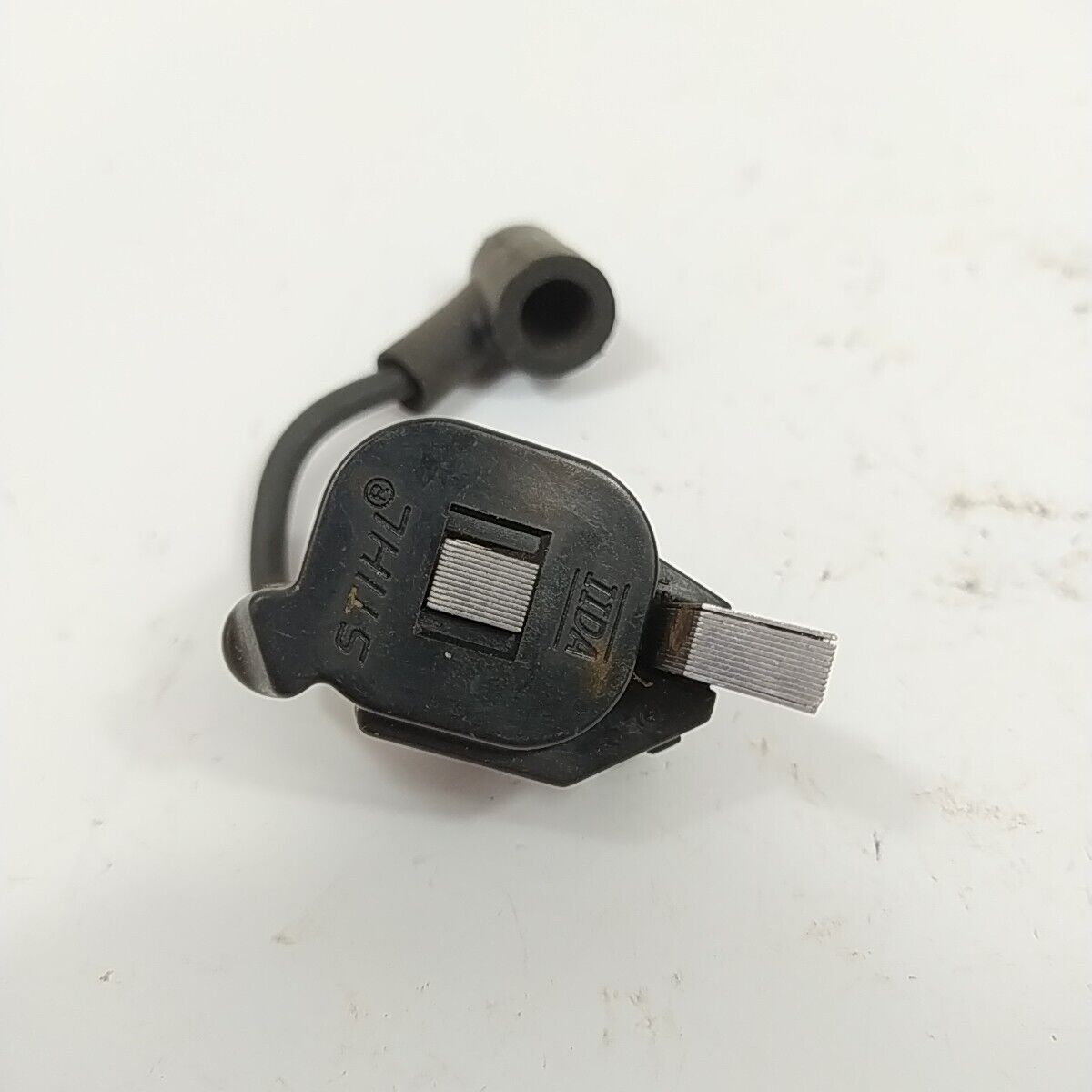 BOBINA di ACCENSIONE PER MOTOSEGA sthil e STIHL ms 170 180 018 017 ricambi usati