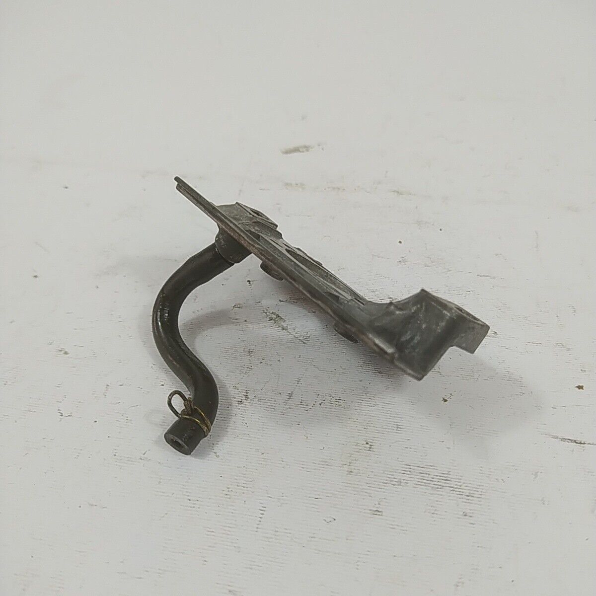 Ricambio FLANGIA RACCORDO CARBURATORE ORIGINALE per motosega CASTOR CP 700 usato