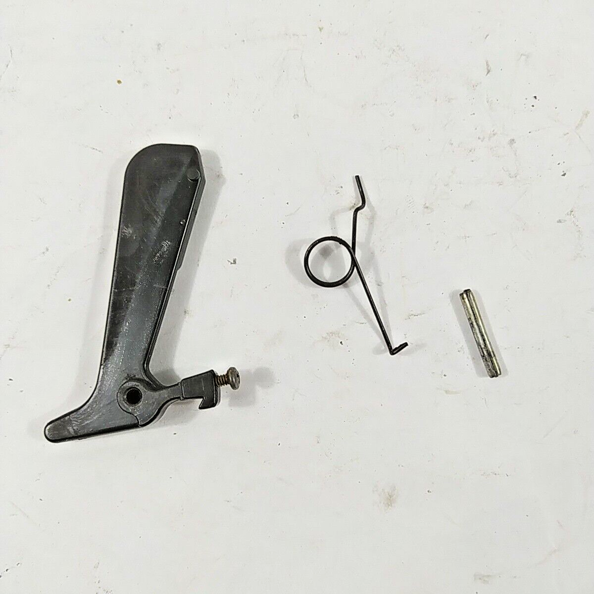 Ricambi LEVA COMANDO ACCELERATORE PER MOTOSEGA MCCULLOCH PRO MAC 700 usati