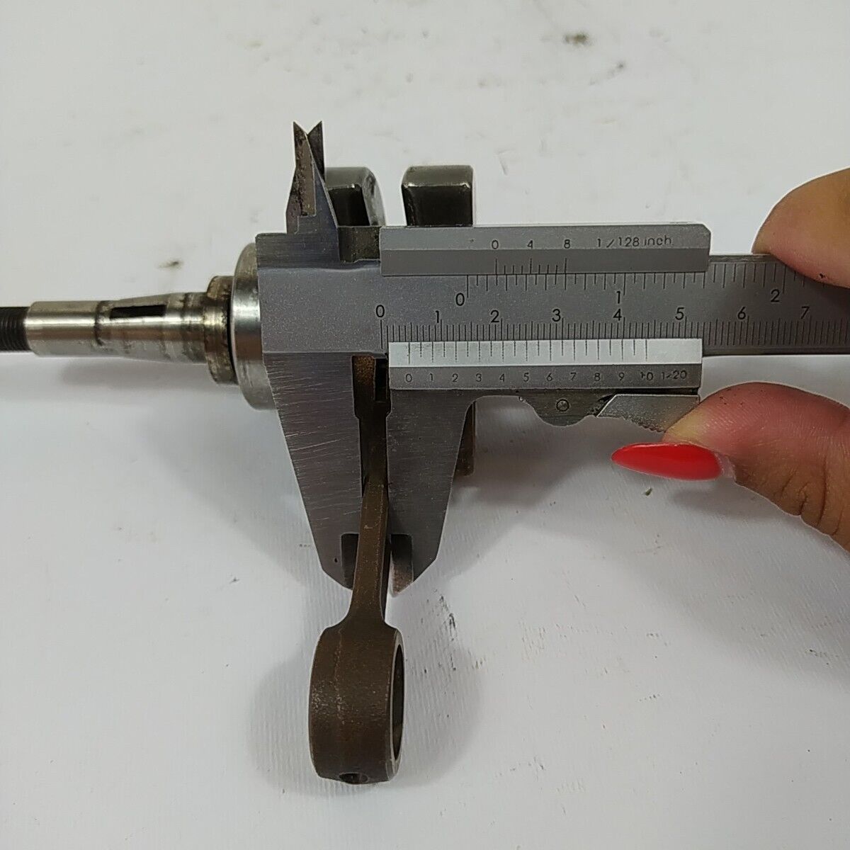 ALBERO MOTORE PER MOTOSEGA OLEO MAC 261 OLEOMAC AUTOMATIC ricambi usati