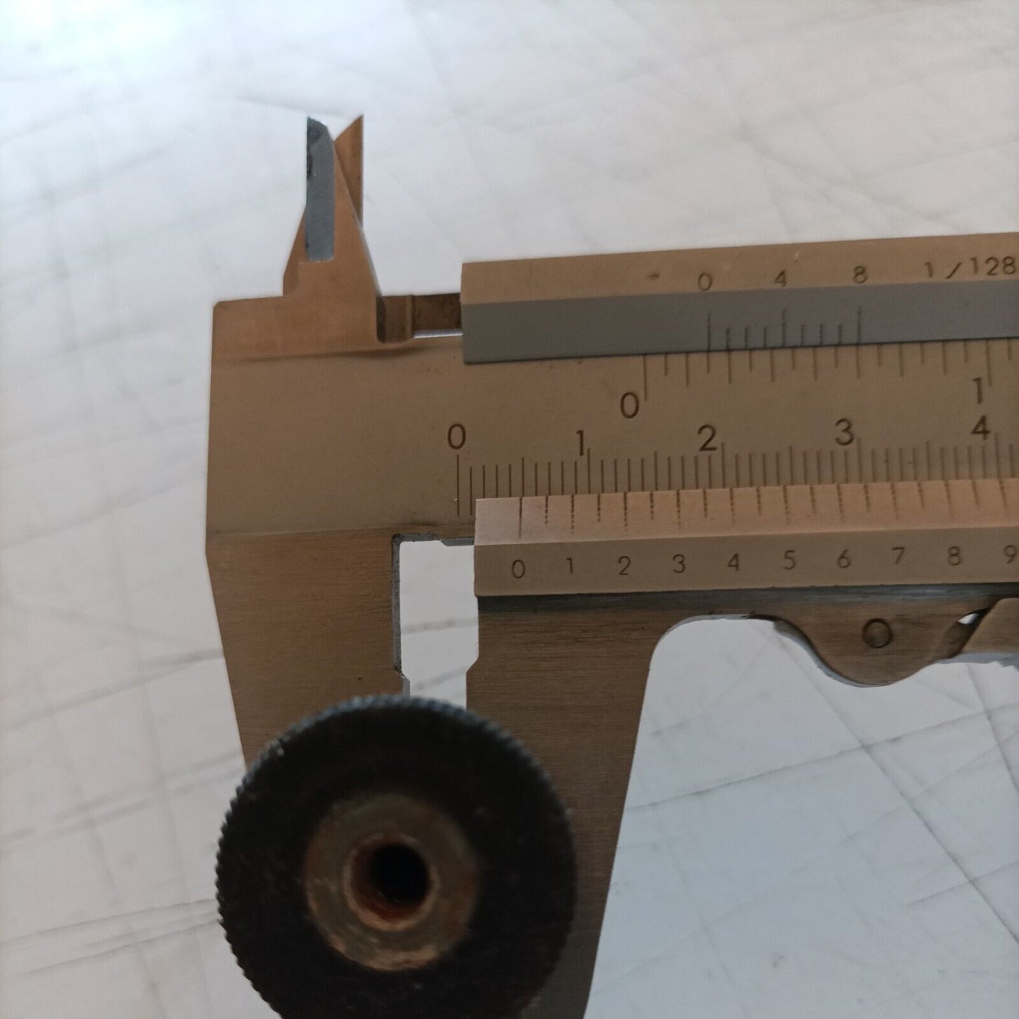 MOTOSEGA OLEO MAC 350 A SUPER VITE di supporto FILTRO DELL' ARIA ricambi usati