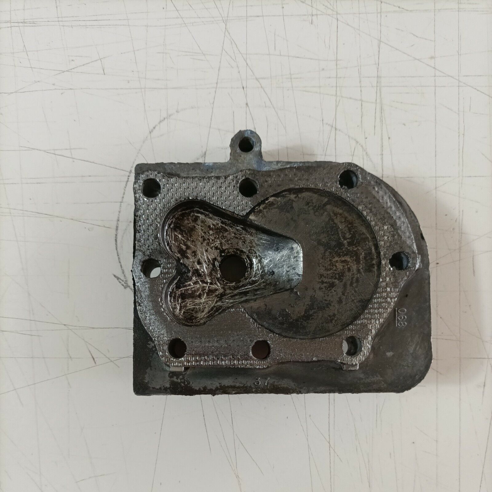 TESTATA CILINDRO PER BRIGGS & STRATTON XC 09d02 2954 b1 06112921 ricambi usati