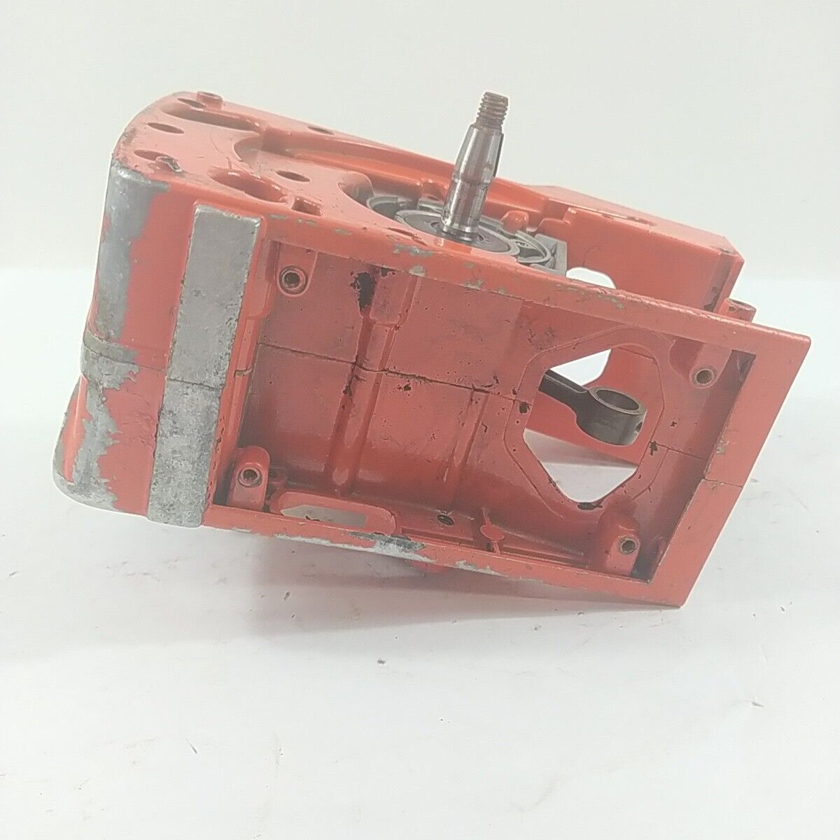 ricambi per motosega ECHO CS-302 CARTER BASAMENTO CILINDRO E ALPERO MOTORE usati