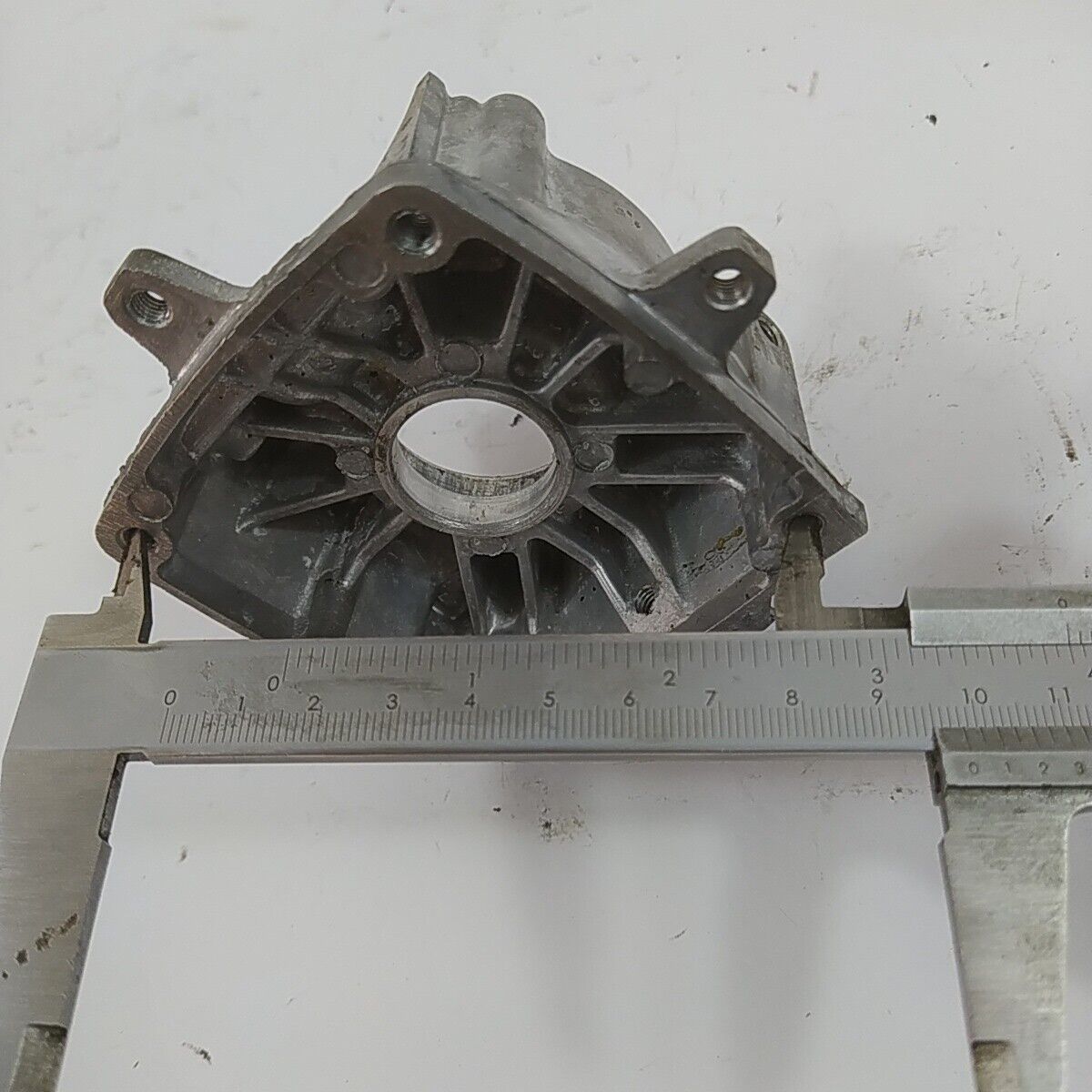 Ricambio CARTER BASAMENTO CILINDRO usato per decespugliatore Komatsu ZENOAH G4K