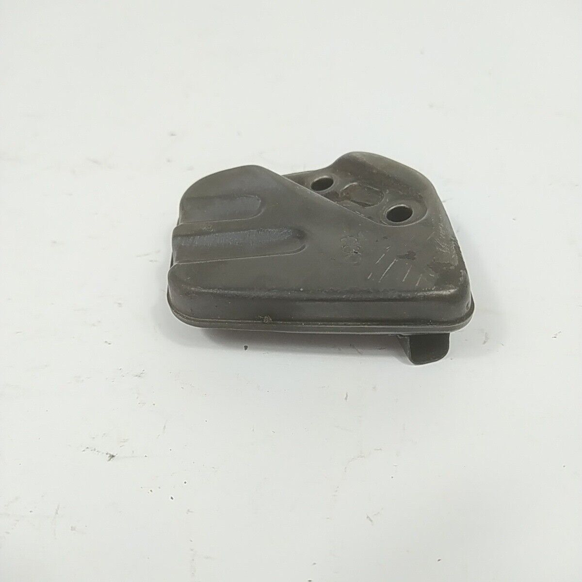 Ricambio per MOTOSEGA ZENOAH G 2000 t MARMITTA silenziatore TERMINALE usato