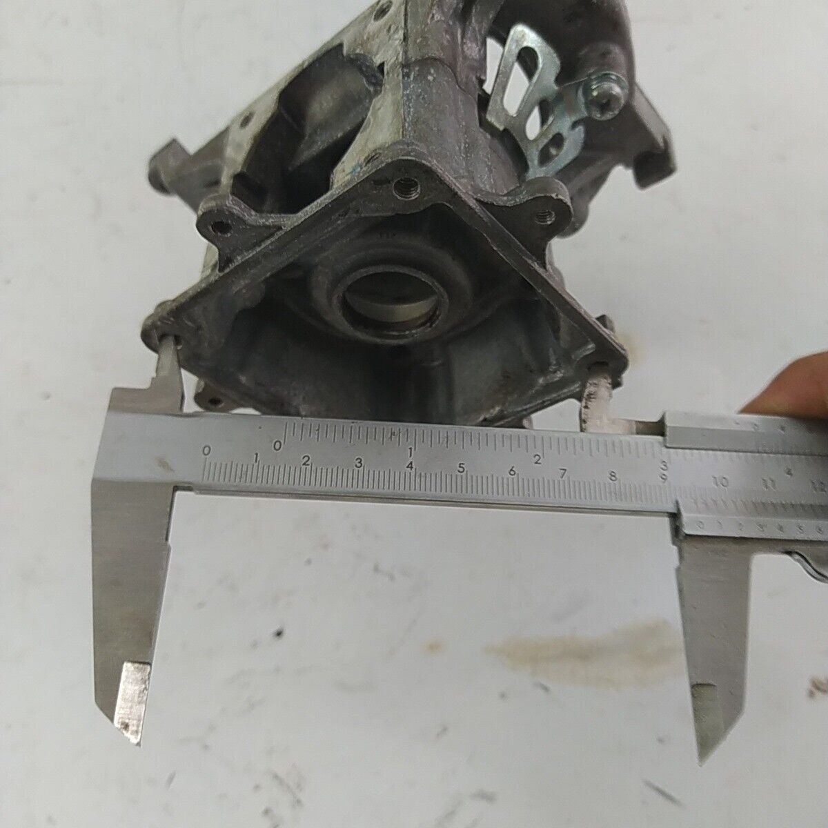 ricambio BASAMENTO CILINDRO motore usato per decespugliatore KAWASAKI TD 33