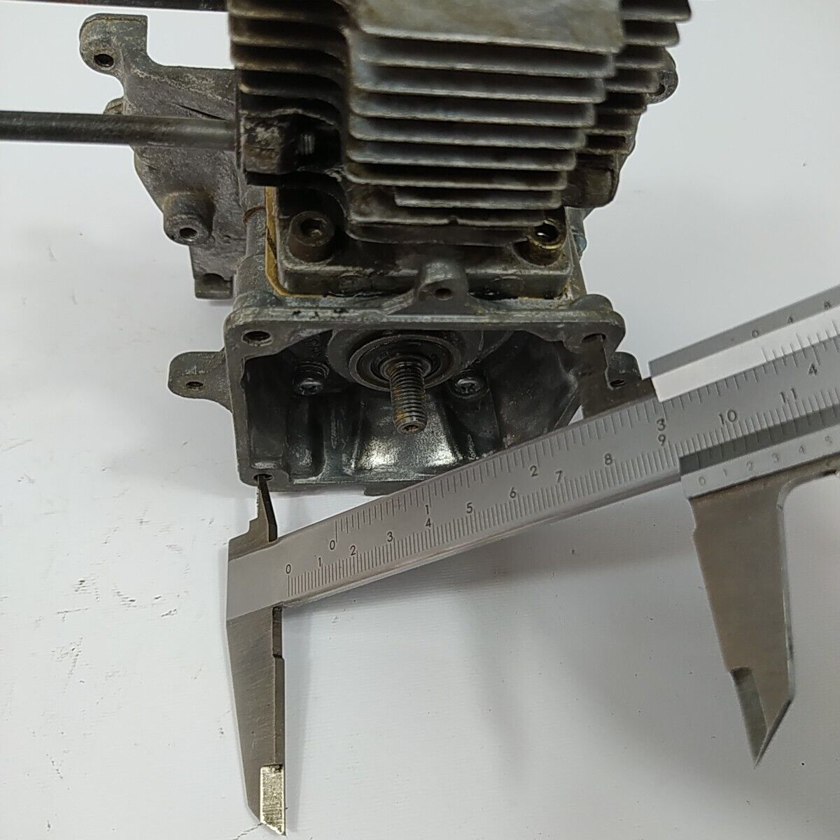 ricambio KIT MOTORE CILINDRO E PISTONE usato per decespugliatore KAWASAKI TD 33