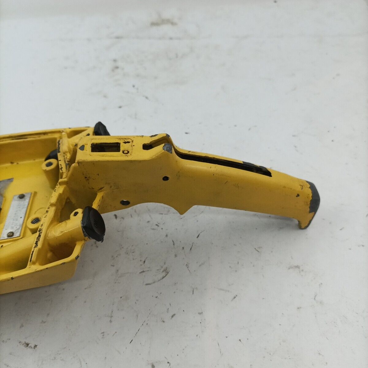 Ricambi MANIGLIA IMPUGNATURA comandi PER MOTOSEGA MCCULLOCH PRO MAC 700 usati