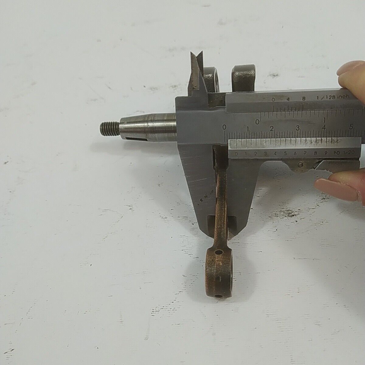 Ricambio usato ALBERO MOTORE ORIGINALE per decespugliatore MITSUBISHI T200