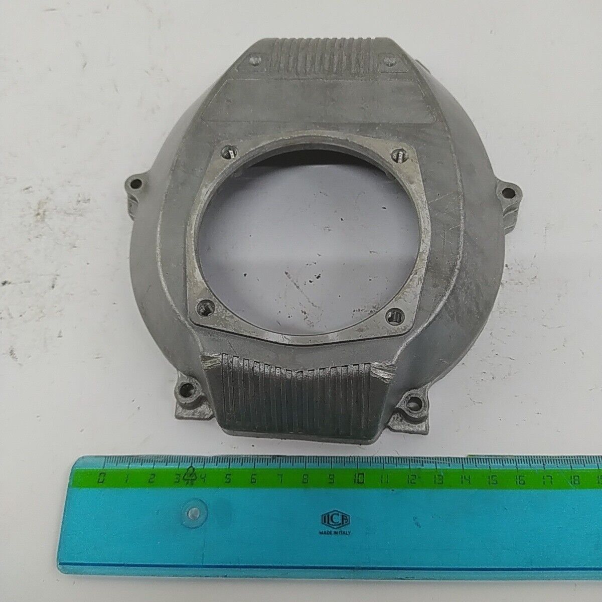 Ricambio usato COPERCHIO MOTORE supporto campana decespugliatore MITSUBISHI T200