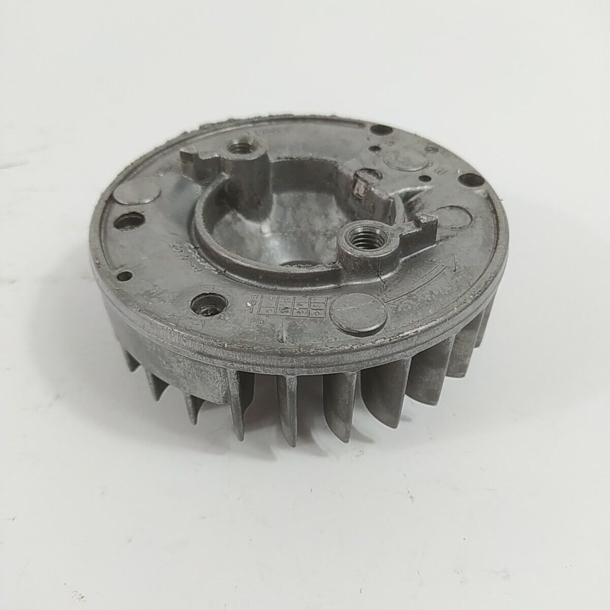 Ricambio DECESPUGLIATORE ALPINA STAR 41 VOLANO MAGNETICO DI AVVIAMENTO usato