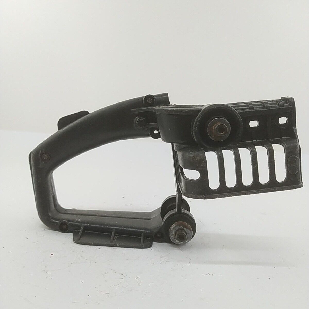 Ricambi IMPUGNATURA MANIGLIA COMANDI usati per motosega CASTOR C70 ALPINA A70 