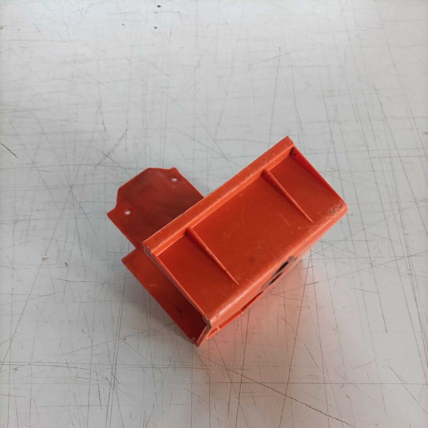 COPERCHIO CILINDRO PER MOTOSEGA EMAK OLEO MAC 935 DF EFCO 134 135 ricambi usati