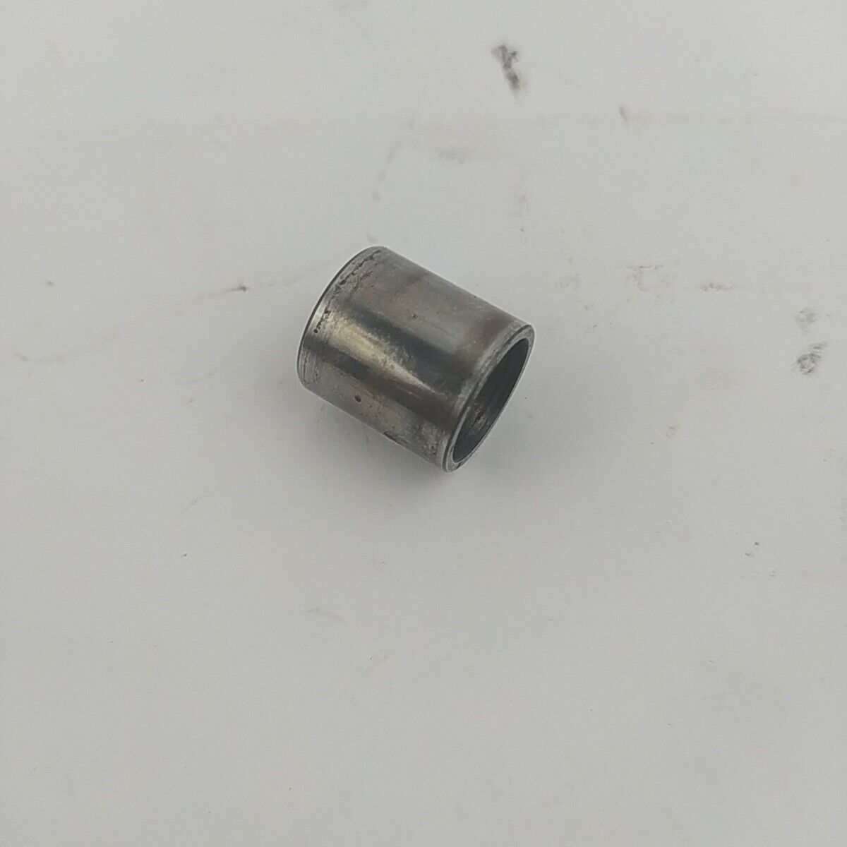 MOTOSEGA ALPINA A 70 0-70 ricambio rondella BOCCOLA CAMPANA FRIZIONE usato