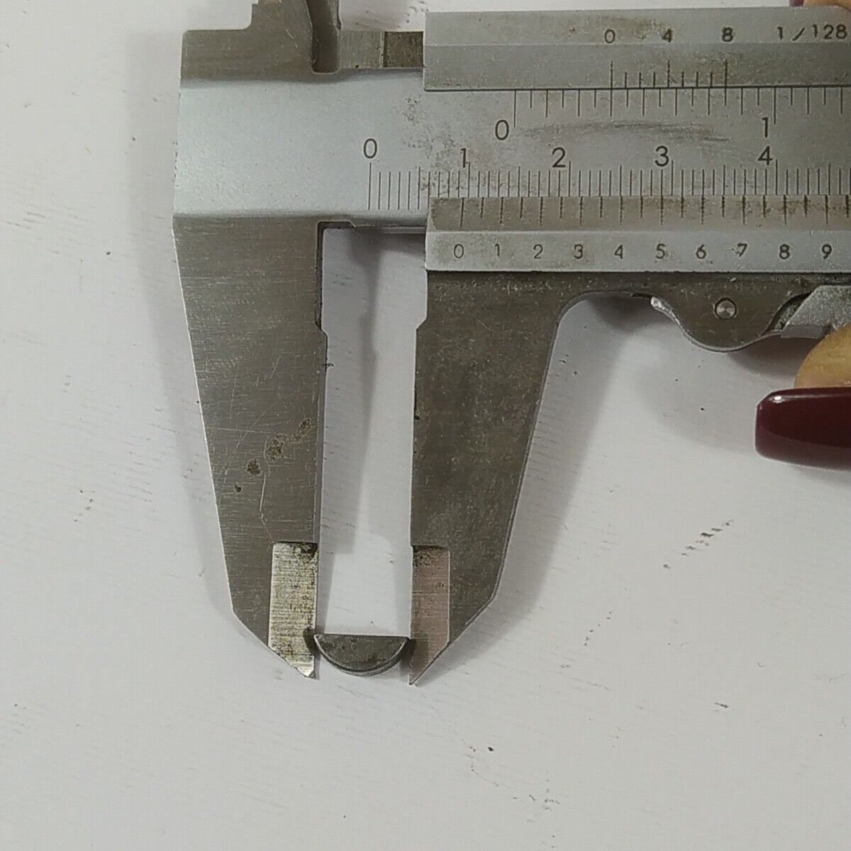 Ricambio DECESPUGLIATORE kawasaki kt 17 DADO BULLONE FERMO VOLANO ALBERO usato