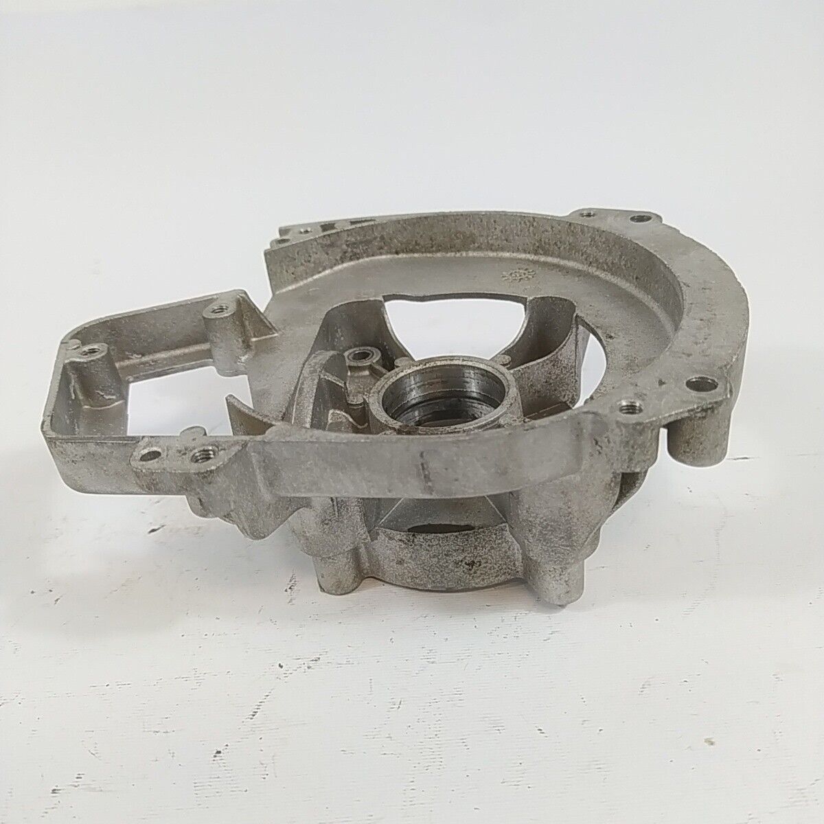Ricambio usato BASAMENTO CARTER MOTORE decespugliatore Mcculloch ELITE 4200