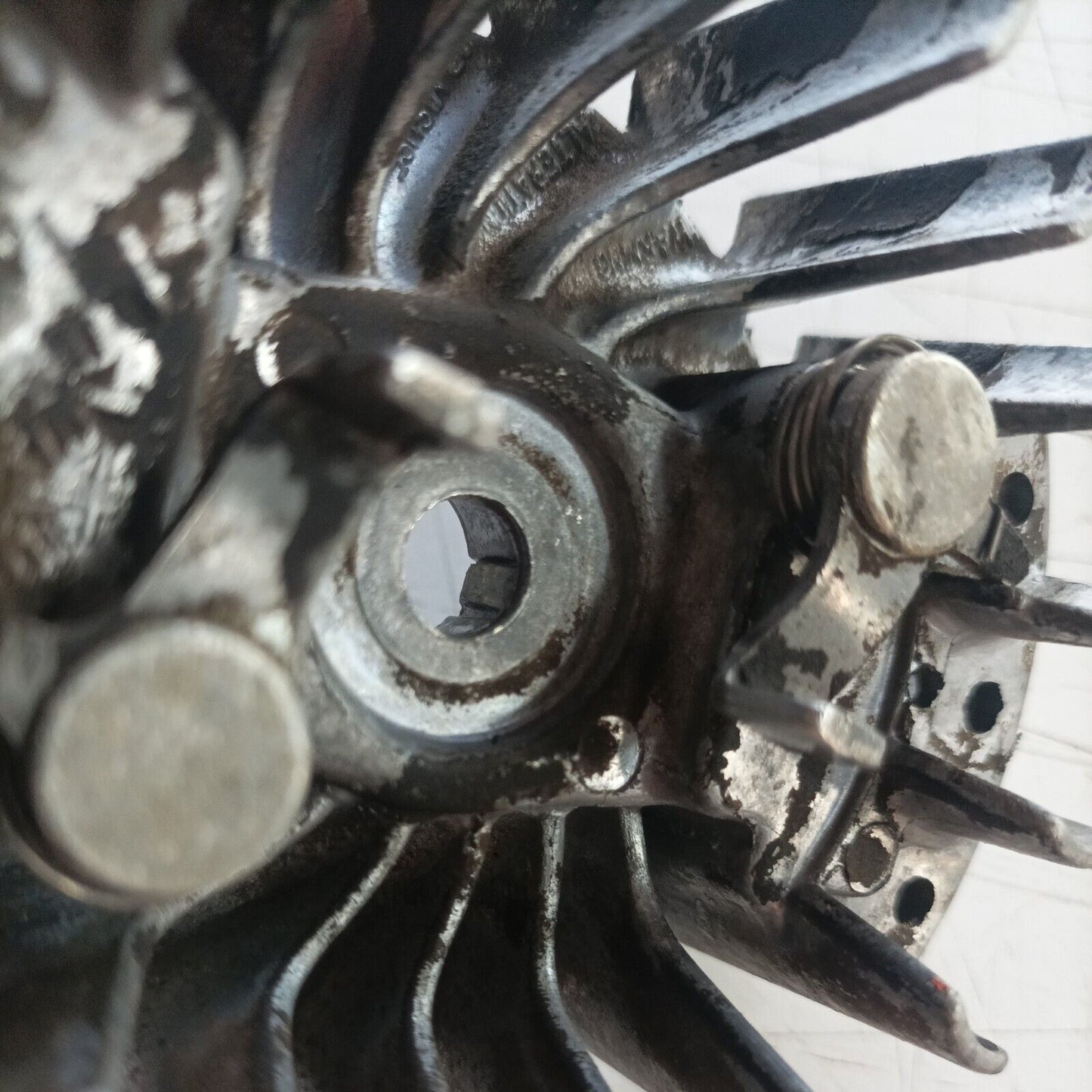 VOLANO ACCENSIONE 02.0088.60 PER MOTOSEGA EMAK OLEOMAC 940 940C ricambi usati